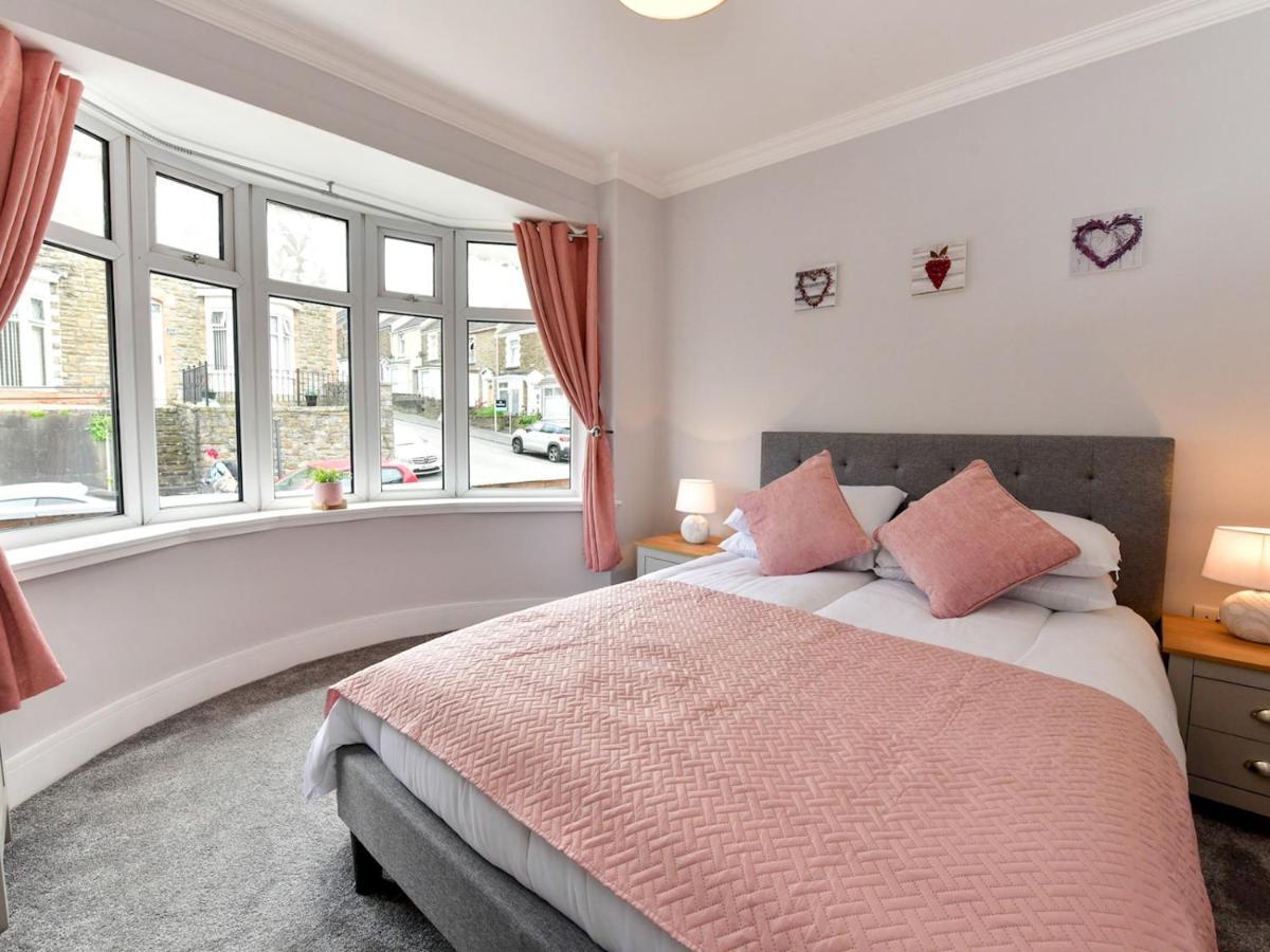 Pass The Keys Newly Refurbished Modern Bungalow - Pets Welcome Villa Swansea Exterior foto